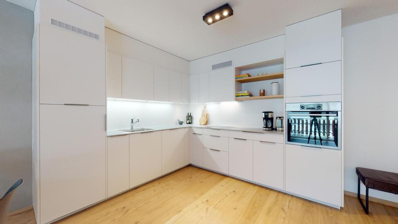 Sublime Modern Family Of 2 Bedrooms *